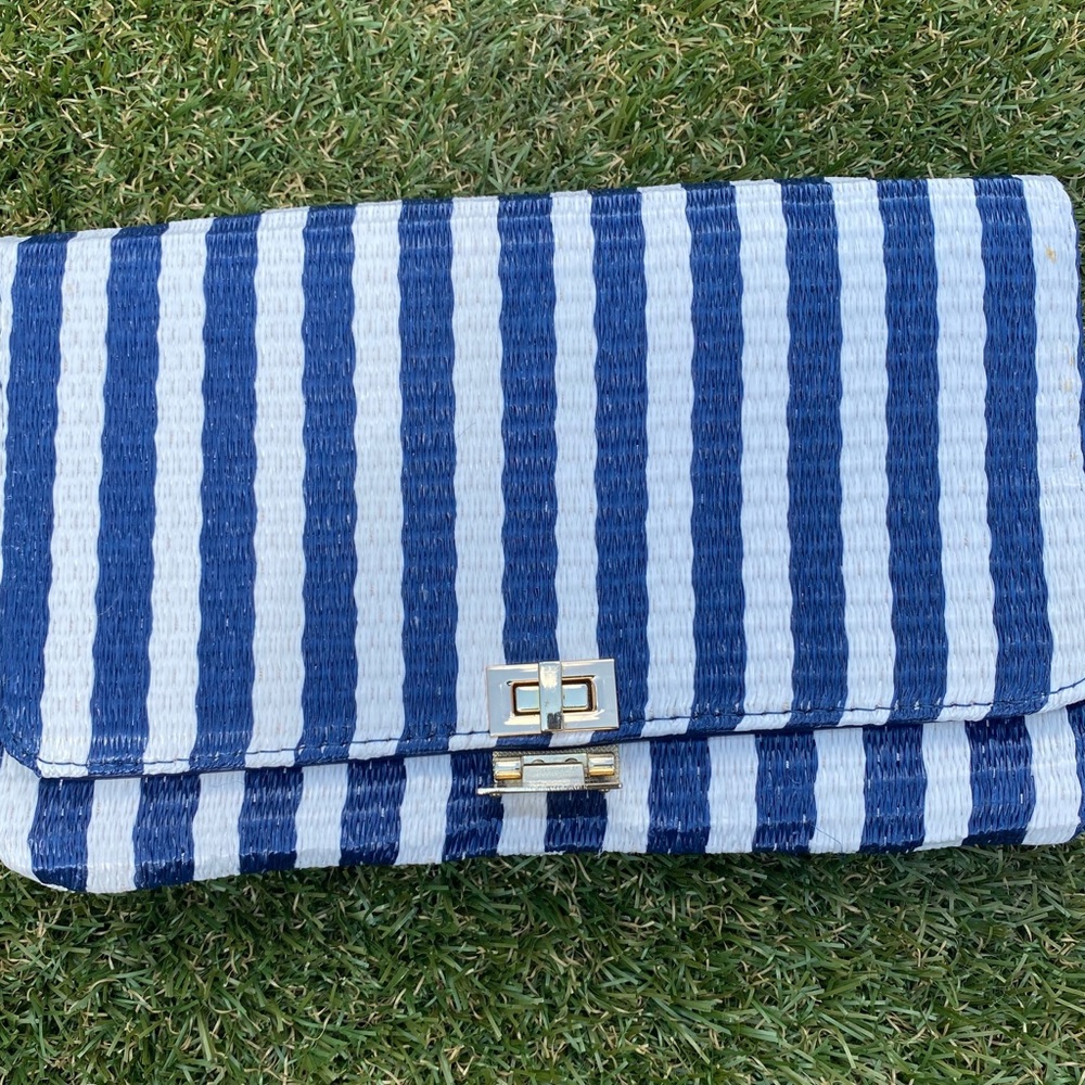 Summer Clutch